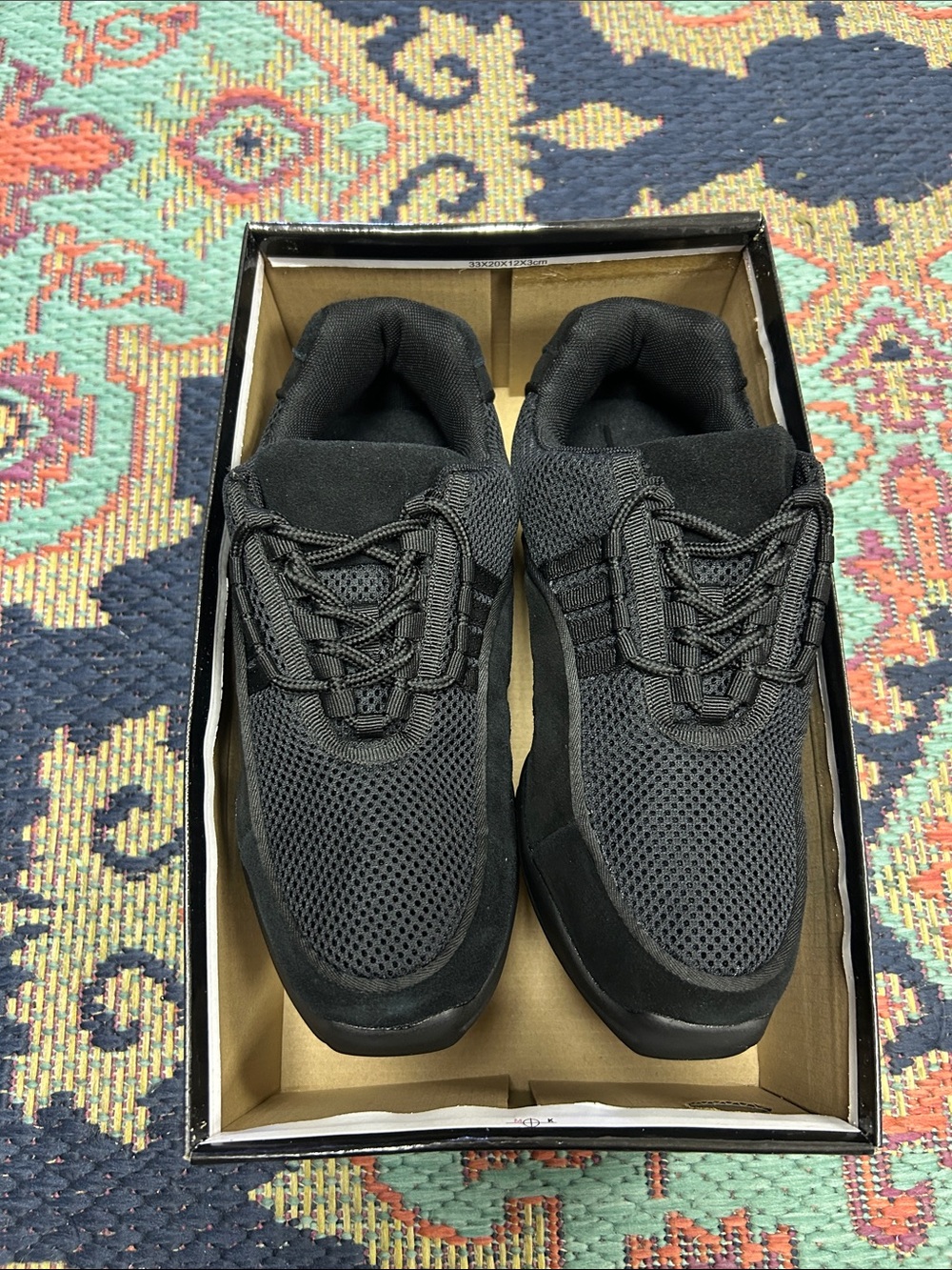 Women’s dance sneaker